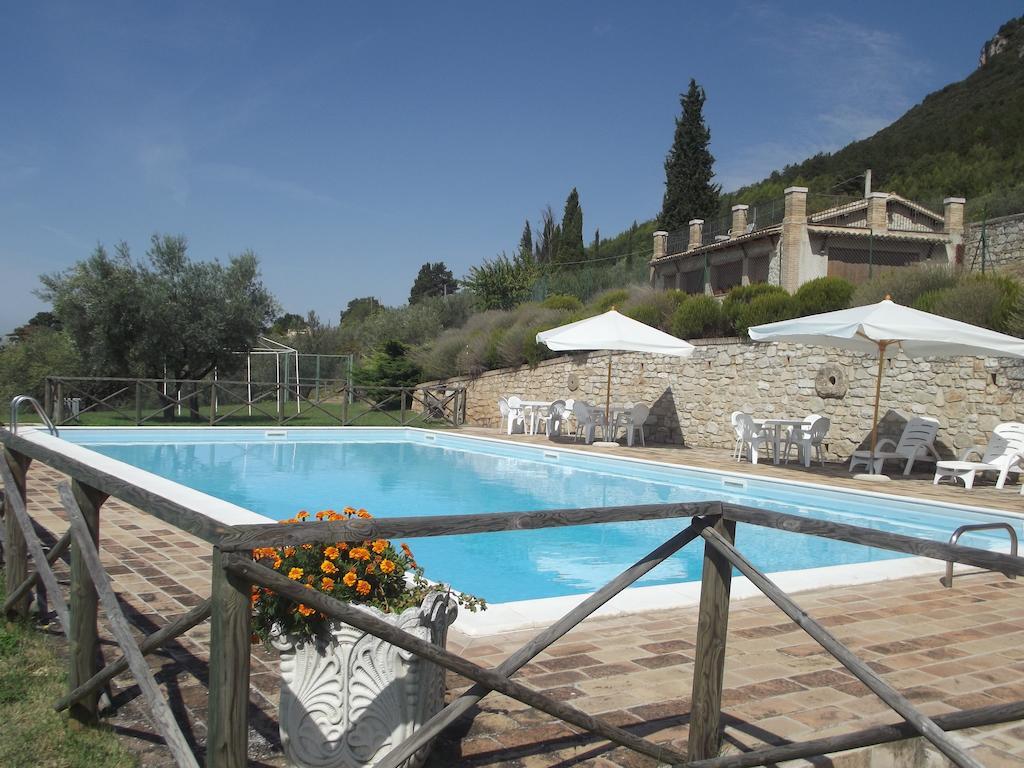 Agriturismo Villa Gabbiano Capodacqua  エクステリア 写真