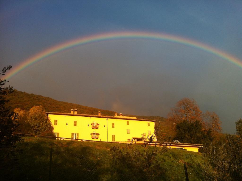 Agriturismo Villa Gabbiano Capodacqua  エクステリア 写真