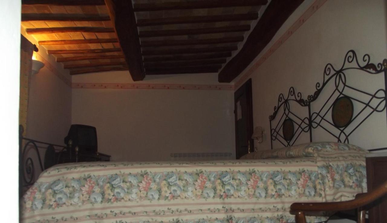 Agriturismo Villa Gabbiano Capodacqua  部屋 写真